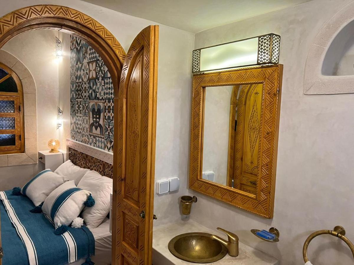 Riad Dar El Hania Hotel Szavíra Kültér fotó